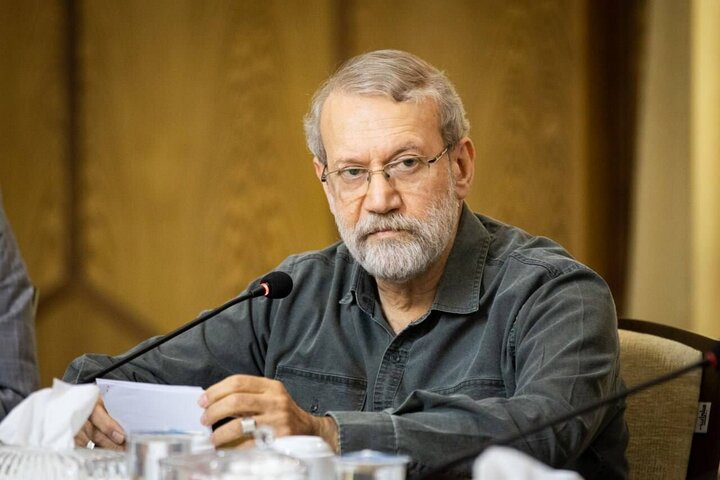 لاریجانی: تمام هدف دشمن شکستن اراده ملت ایران است/مذاکره باید واقعی باشد