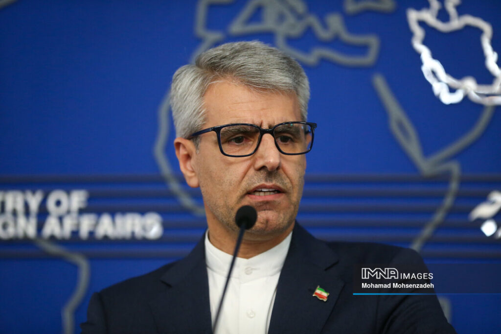 آزادی مشروط دو تبعه فرانسوی