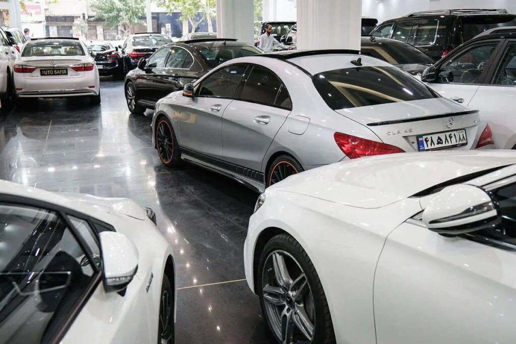 تعرفه واردات خودرو 1404; سخنان دولت روی صندلی نشست