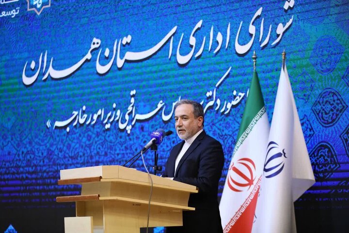 ایران قدرتمند و حفظ وحدت راه رفع تهدیدها از ایران است