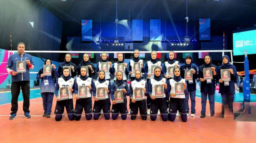 همدردی تیم والیبال بانوان با خانواده صابر کاظمی + عکس