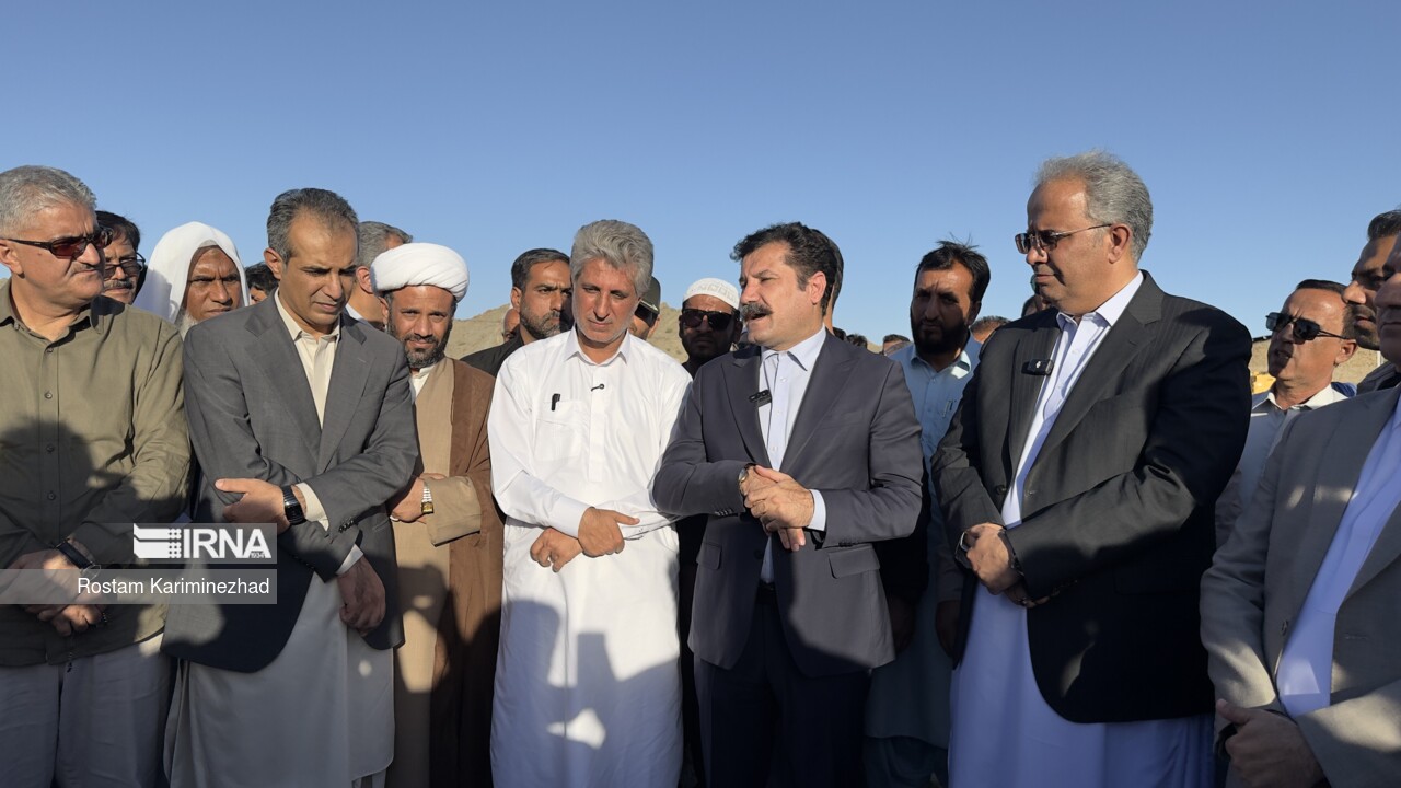 آغاز ساخت 1300 کلاس درس استاندارد در سیستان و بلوچستان با حضور معاون رئیس جمهور
