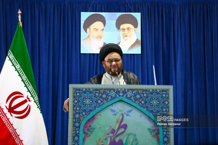 جوهر آمریکا ظلم و تجاوز است. چگونه با آنها صحبت کنیم؟