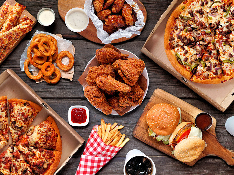 خطرات مصرف سوسیس و کالباس فاسد