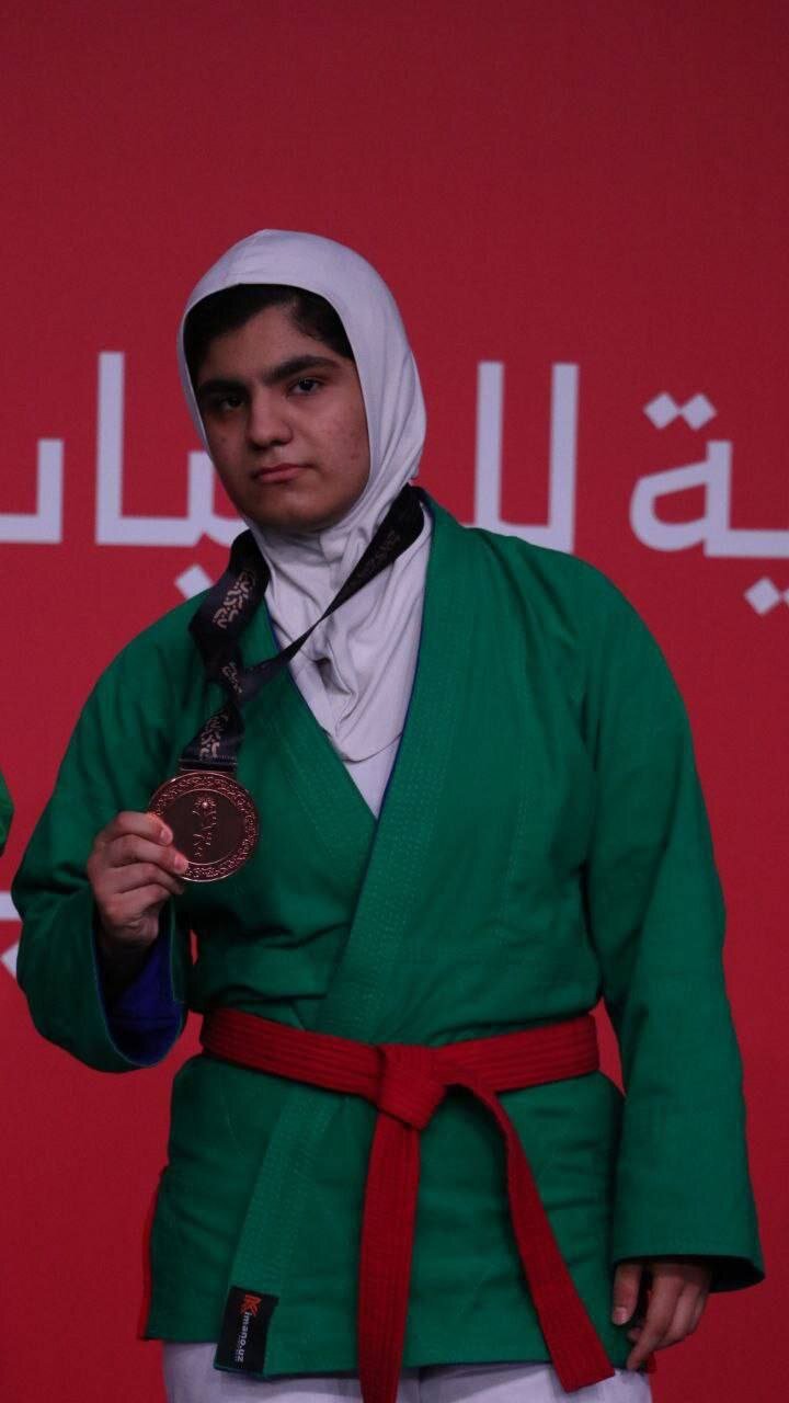 از تشک جهانی تا نیمکت دانش؛ دو میدان برای یک قهرمان