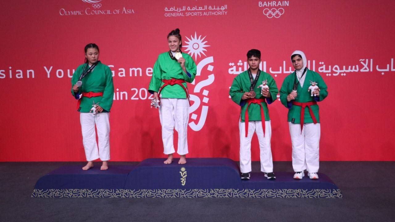 از تشک جهانی تا نیمکت دانش؛ دو میدان برای یک قهرمان