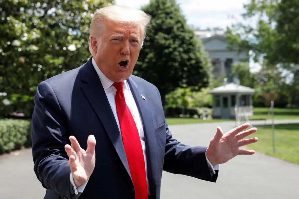 طرح صلحی که «ترامپ» برای پایان جنگ اوکراین مطرح کرده، آن‌قدر مبهم، نامتوازن و غیر عملی است که در دنیایی عادی‌تر هرگز دیده نمی‌شد/ این طرح توافق بدی است، زیرا در واقع نوعی اولتیماتوم است/ تا وقتی رئیس‌جمهور آمریکا از نفرت شخصی از «زلنسکی» و توهم درباره «پوتین» انگیزه می‌گیرد، هر چیزی ممکن است رخ دهد