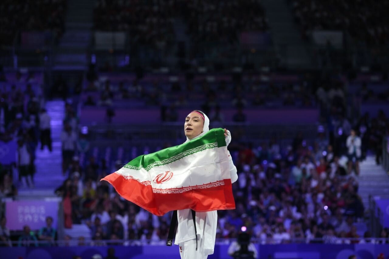 حمایت پدرانه رهبر انقلاب از ورزش بانوان؛ سکوی پرتاب بانوان ورزشکار ایرانی