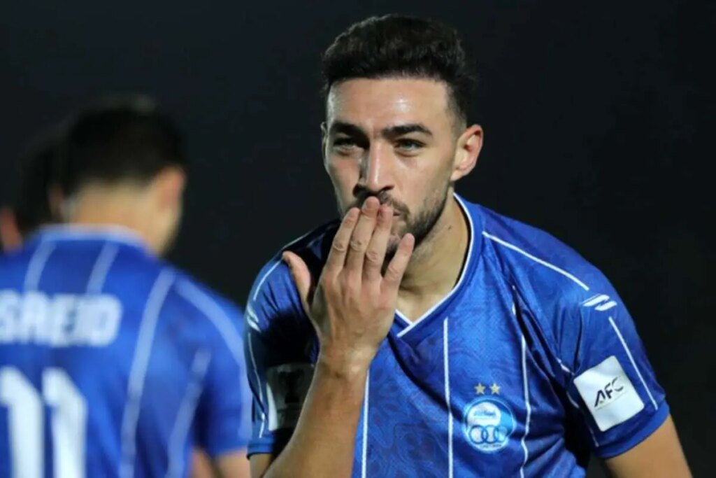 اظهار نظر جالب منیر الحدادی درباره چمن افتضاح ورزشگاه تختی