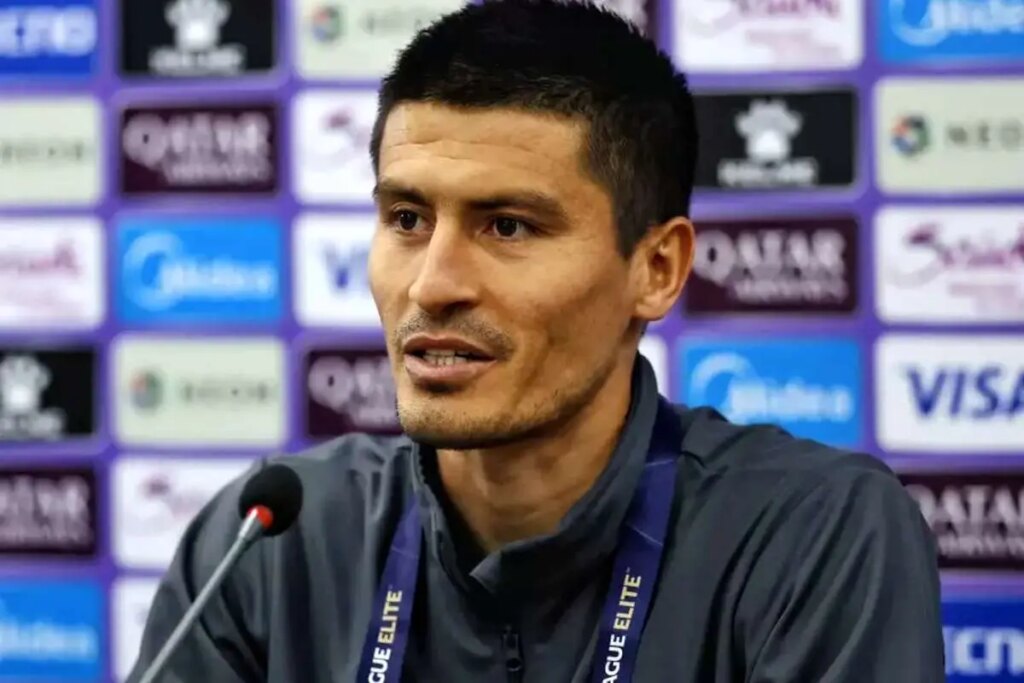 رویارویی جالب/ ناسف قارشی; اولین تیم ستاره های تراکتورسازی ازبکستان!