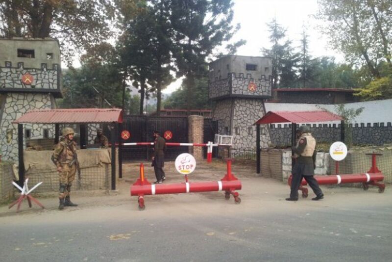 حمله تروریستی به مقر فرماندهی نیروهای مرزی در پیشاور پاکستان