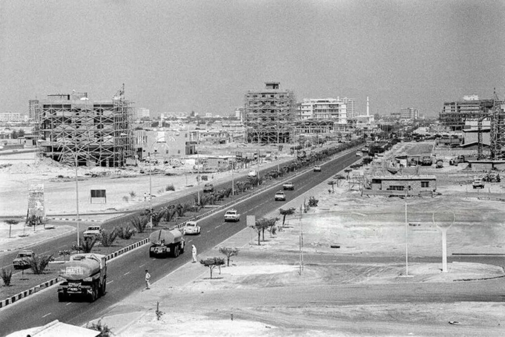 امارات 200 خودرو از ایران خرید!