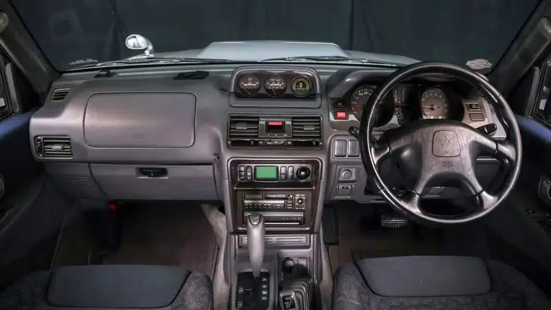 میتسوبیشی پاجرو اوولوشن