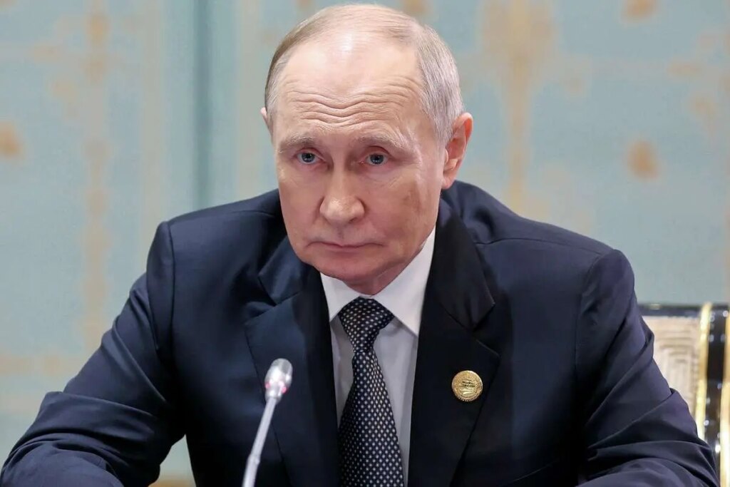 پوتین خطاب به رئیس جمهور لبنان: دخالت در امور داخلی لبنان غیرقابل قبول است