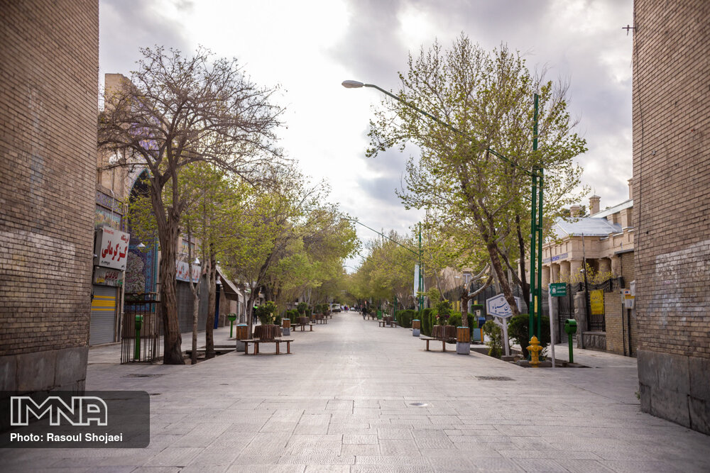 آب و هوای اصفهان فردا و در چند روز آینده + هواشناسی ساعتی اصفهان چهارشنبه ۵ آذر ۱۴۰۴