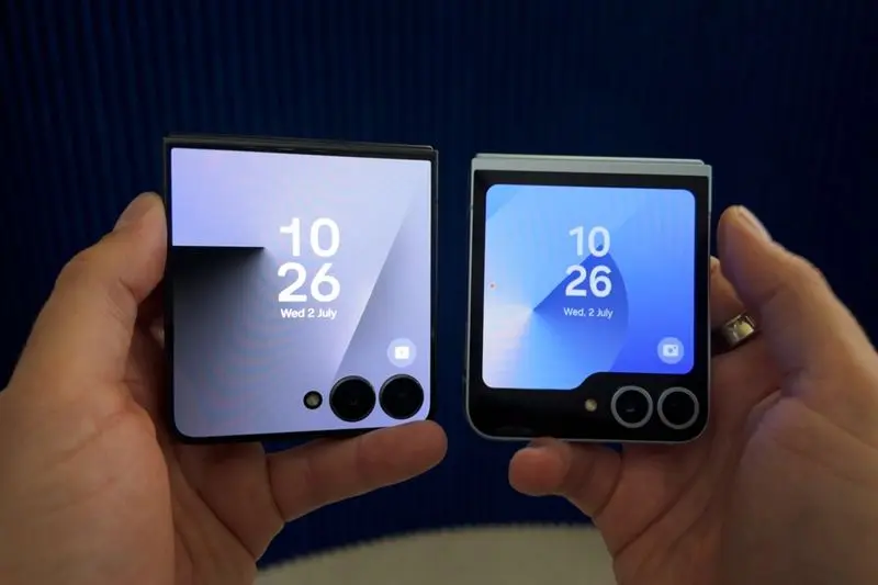 تفاوت بین نمایشگر Galaxy Z Flip 6 و Z Flip 7