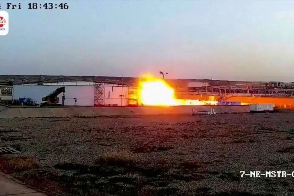 (فیلم) لحظه برخورد پهپاد انتحاری به میدان گازی سلیمانیه عراق