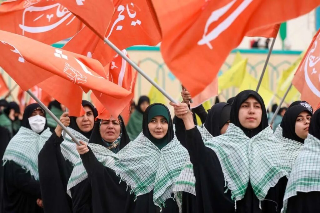 تصاویر; بانوان بسیجی تهران در اعمال قدرت