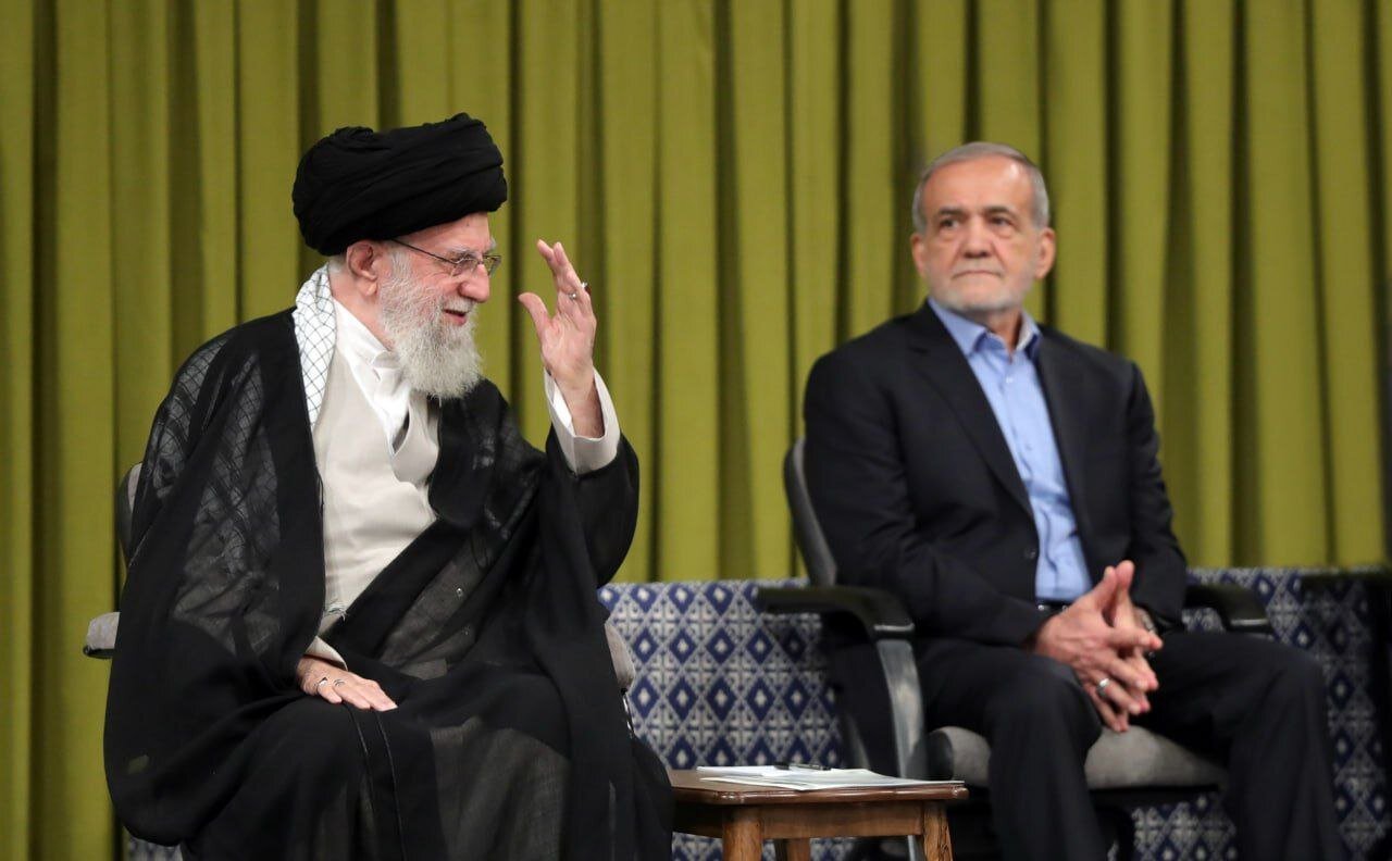 پزشکیان: از حمایت و پشتیبانی رهبر انقلاب سپاسگزارم