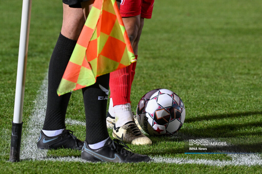 پخش زنده بازی پرسپولیس و شمس آذر قزوین از تلویزیون + شبکه 3 و پخش آنلاین