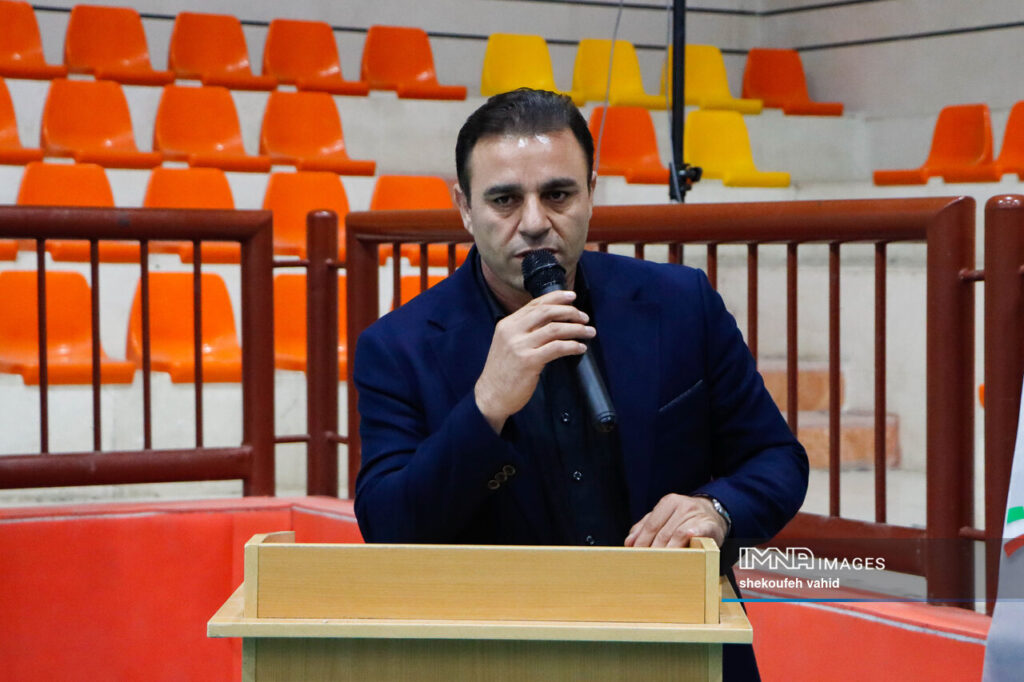 اصفهان یکی از قدرت های تفنگ است/ عده ای به دنبال نابودی تکواندو هستند