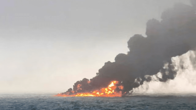 انفجار دو نفت‌کش تحریم‌شده‌ی روسیه در دریای سیاه