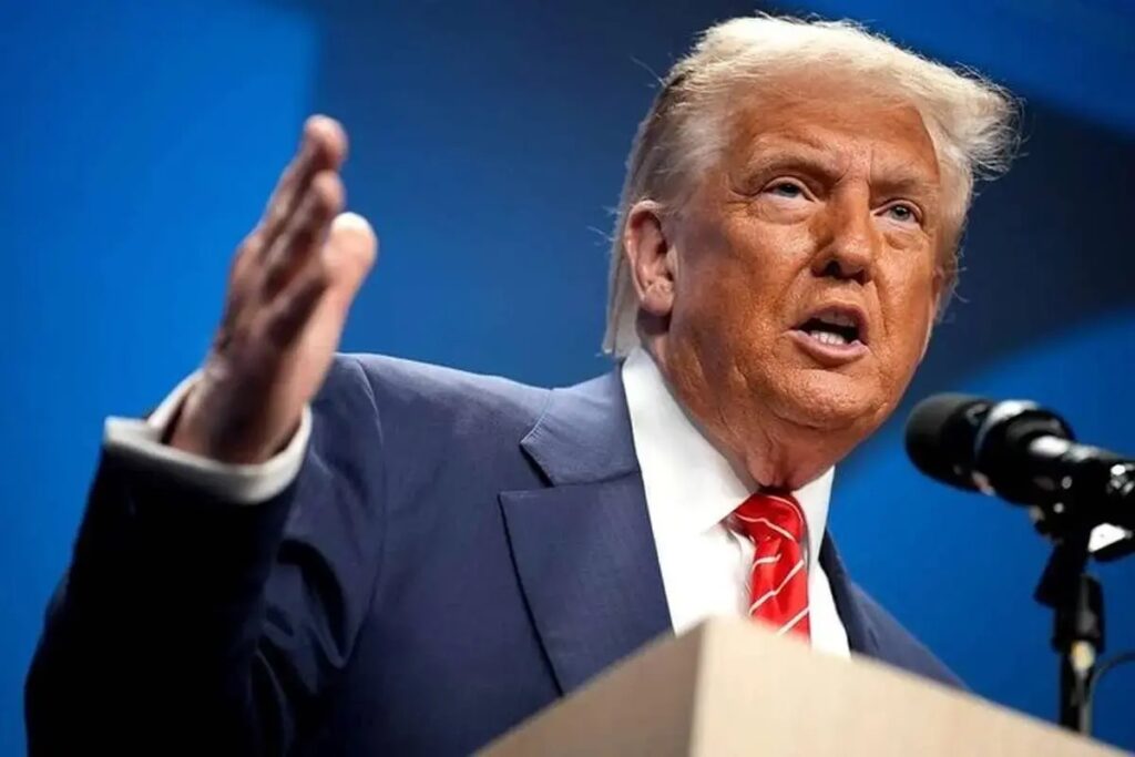 نیویورک‌تایمز: ترامپ کارزار نظامی خود علیه قاچاق مواد مخدر توسط ونزوئلا را تشدید کرده اما همزمان، رئیس‌جمهور سابق هندوراس را که قاچاقچی مواد مخدر بود عفو کرد