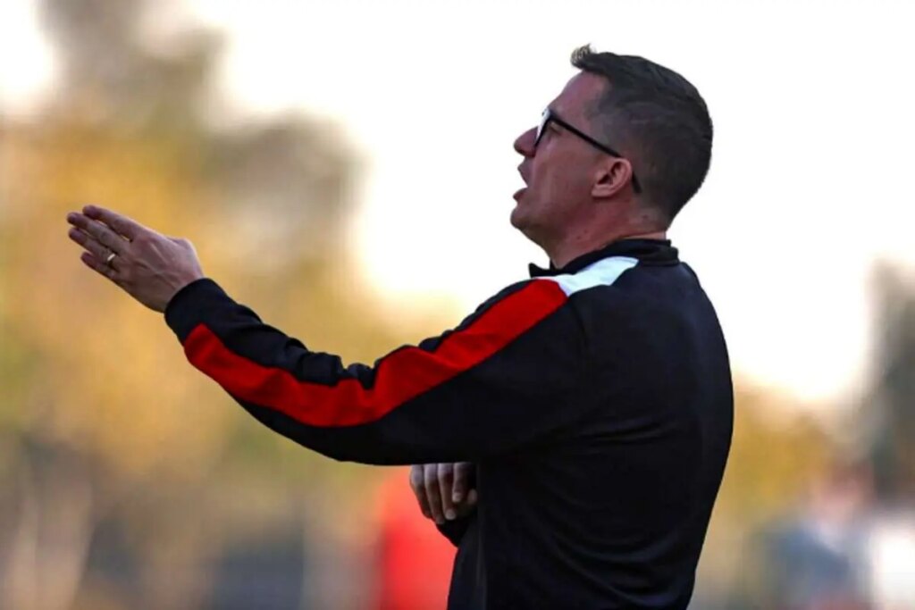 آنالیز عملکرد هافبک های پرسپولیس; عثمر ناراضی است!