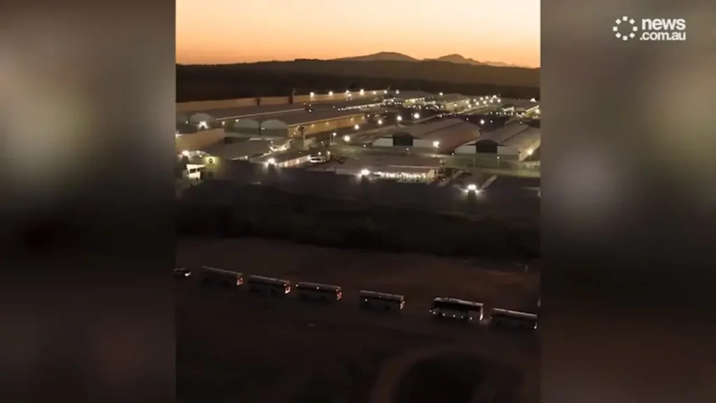 انتقال هزاران عضو باندهای تبهکار به زندان مخوف السالوادور