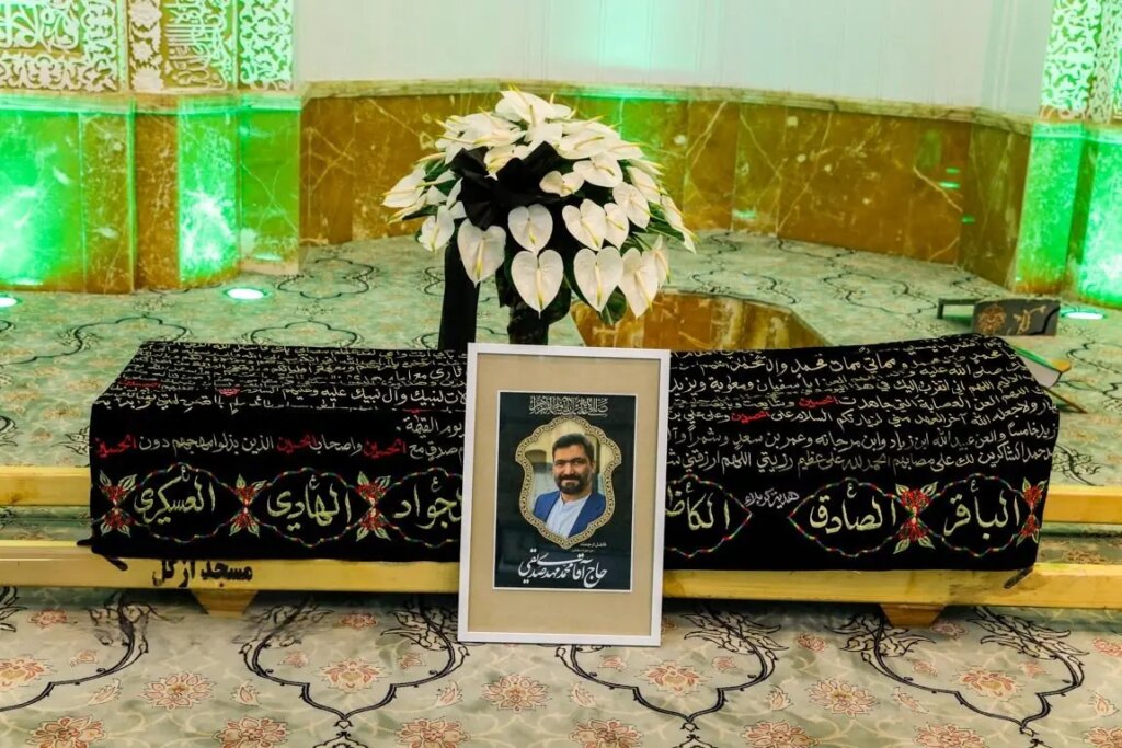 تصاویر؛ گریه‌های بی‌امان کاظم صدیقی در تشییع فرزندش