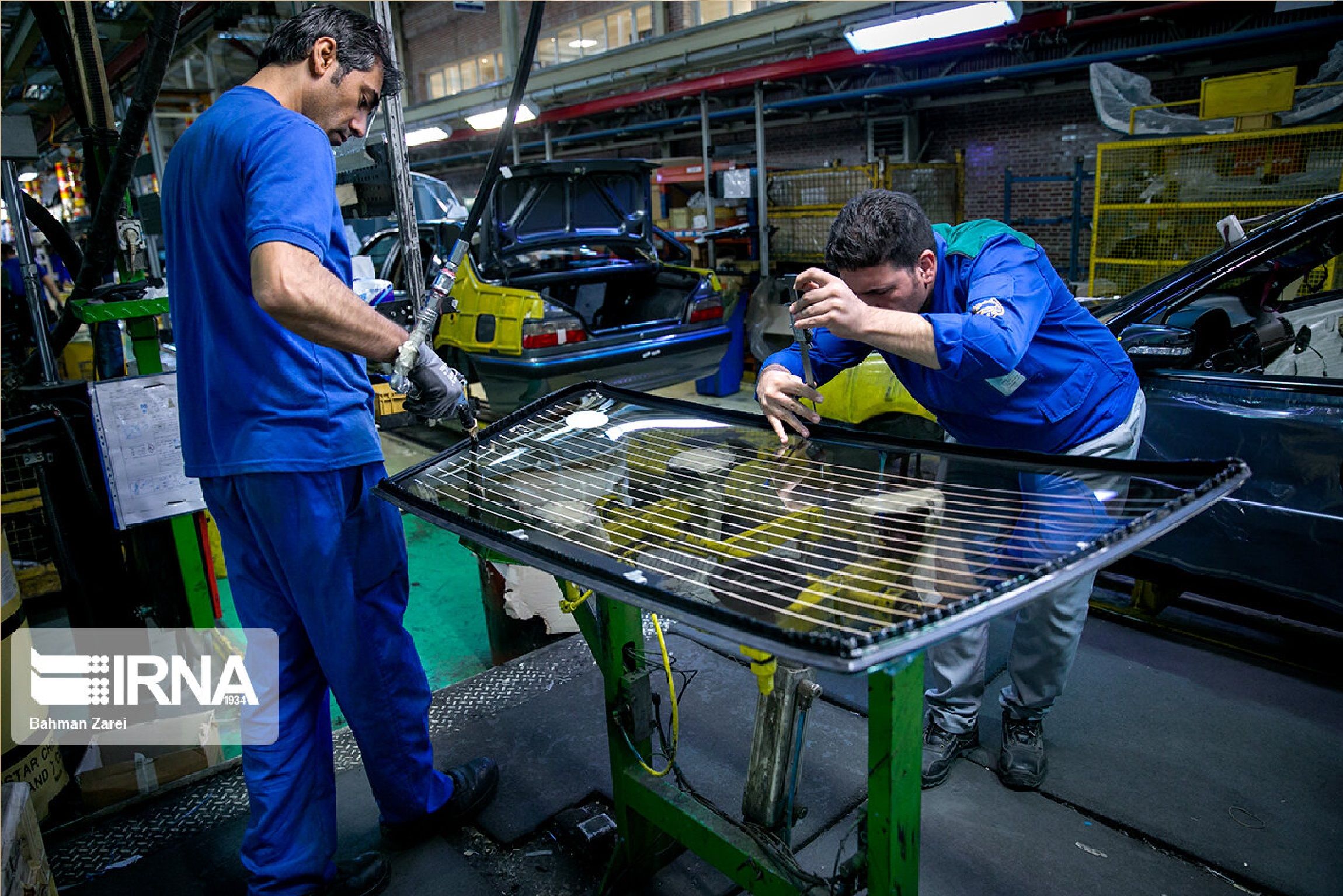 تصویب بسته حمایت از خودروسازان و زنجیره تامین خودرو + جزئیات