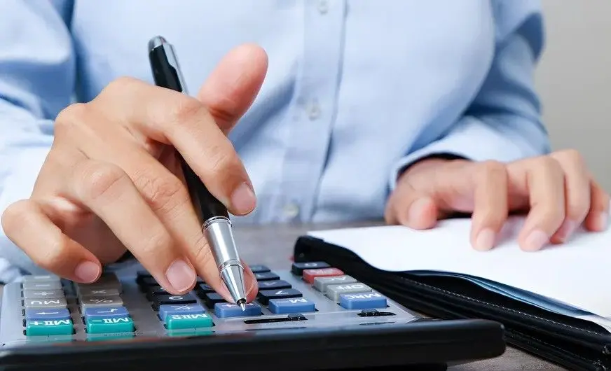 تمامی اصناف تا پایان سال مشمول مالیات بر ارزش افزوده می‌شوند