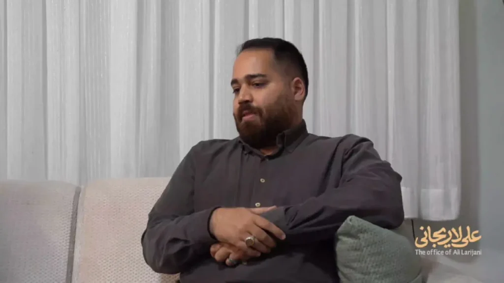 حضور لاریجانی در منزل شهید حاج رمضان