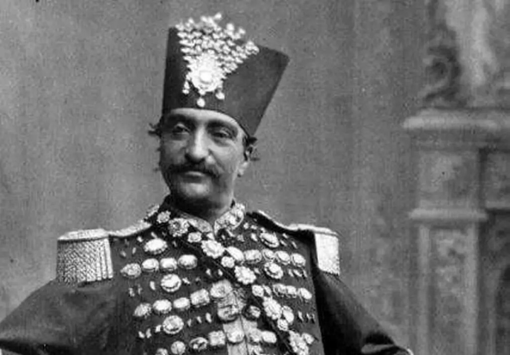 در بغداد [...]خانه و میخانه زیاد است!