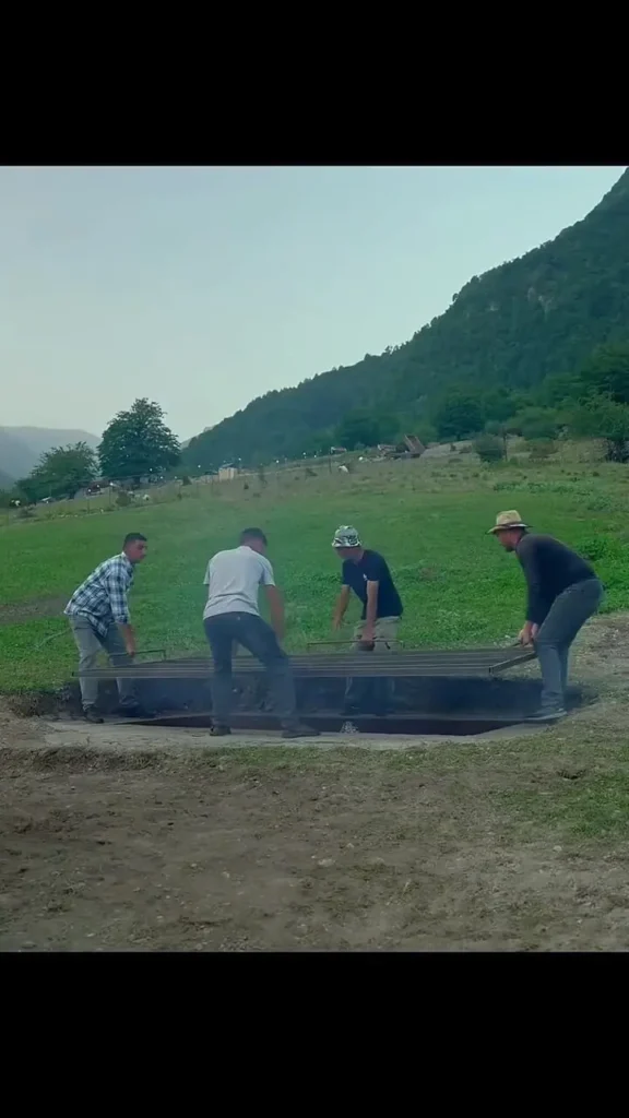 ویدئویی پربازدید از پخت یک شتر؛ غذای مورد علاقه فراعنه!