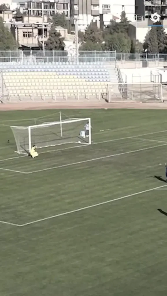 گل استثنایی زهرا سربالی در لیگ زنان