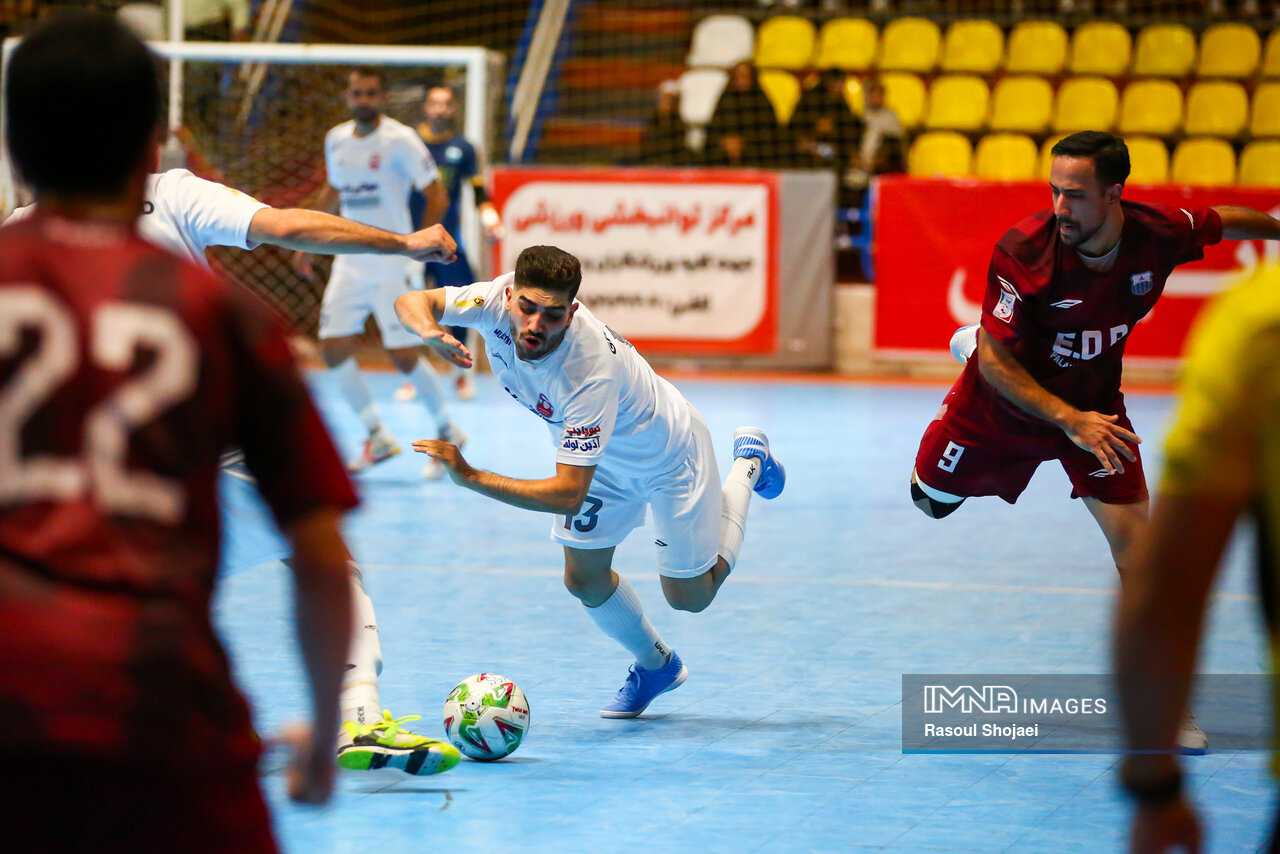 گهرزمین در نبرد بوژاران/ توقف گتی پسند مقابل فولاد هرمزگان پیروز شد