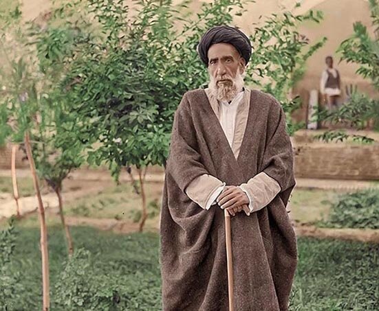 روایت مجلس و مردان حامل قانون