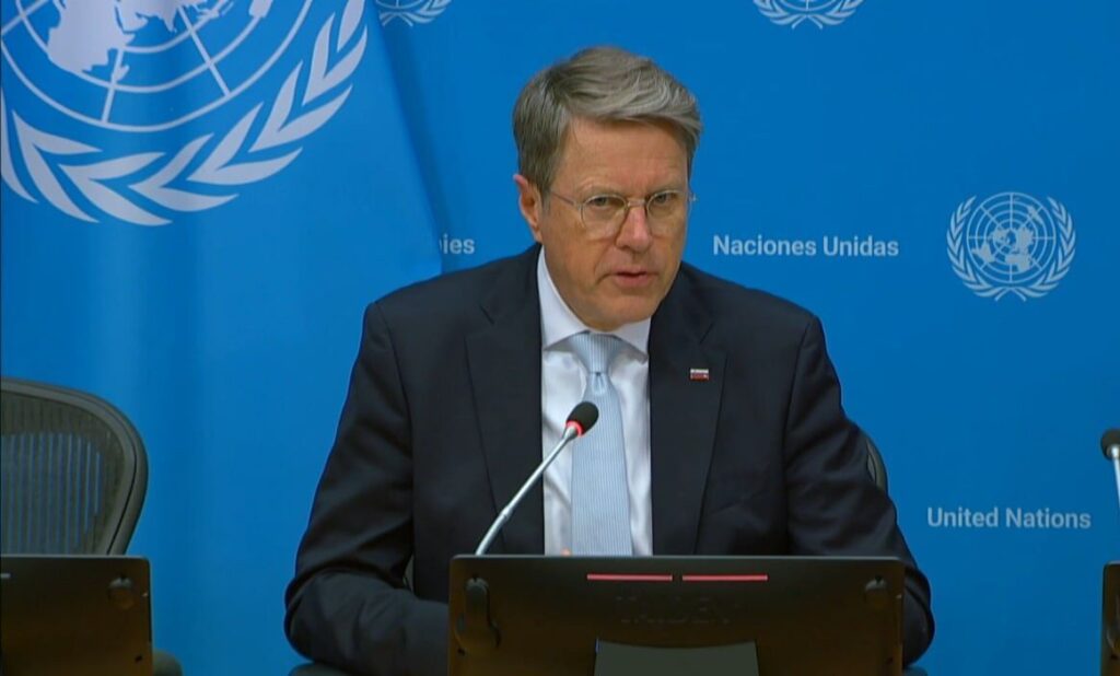 رئیس شورای امنیت: دبیرکل سازمان ملل ۲۲ آذر درباره ایران و قطعنامه ۲۲۳۱ گزارش می‌دهد / سال آینده میلادی در خصوص بازگشت تحریم‌های سازمان ملل علیه ایران، اقداماتی صورت خواهد گرفت / گام اول، تشکیل کمیته تحریم‌ها و تعیین رئیس این کمیته است اما انجام این کار چالش برانگیز خواهد بود زیرا برای انجام آن، نیاز به اجماع داریم