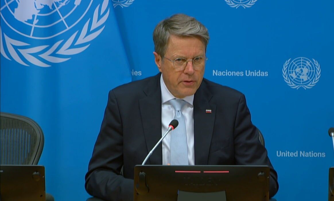 رئیس شورای امنیت: دبیرکل سازمان ملل ۲۲ آذر درباره ایران و قطعنامه ۲۲۳۱ گزارش می‌دهد / سال آینده میلادی در خصوص بازگشت تحریم‌های سازمان ملل علیه ایران، اقداماتی صورت خواهد گرفت / گام اول، تشکیل کمیته تحریم‌ها و تعیین رئیس این کمیته است اما این کار چالش برانگیز خواهد بود زیرا برای انجام آن، نیاز به اجماع داریم