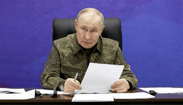 پوتین: وضعیت میدان نبرد، یک «تراژدی» برای مردم اوکراین است/ این تراژدی ناشی از سیاست‌های جنایتکارانه حکومت دزدی است که قدرت را در کی‌یف به دست گرفته