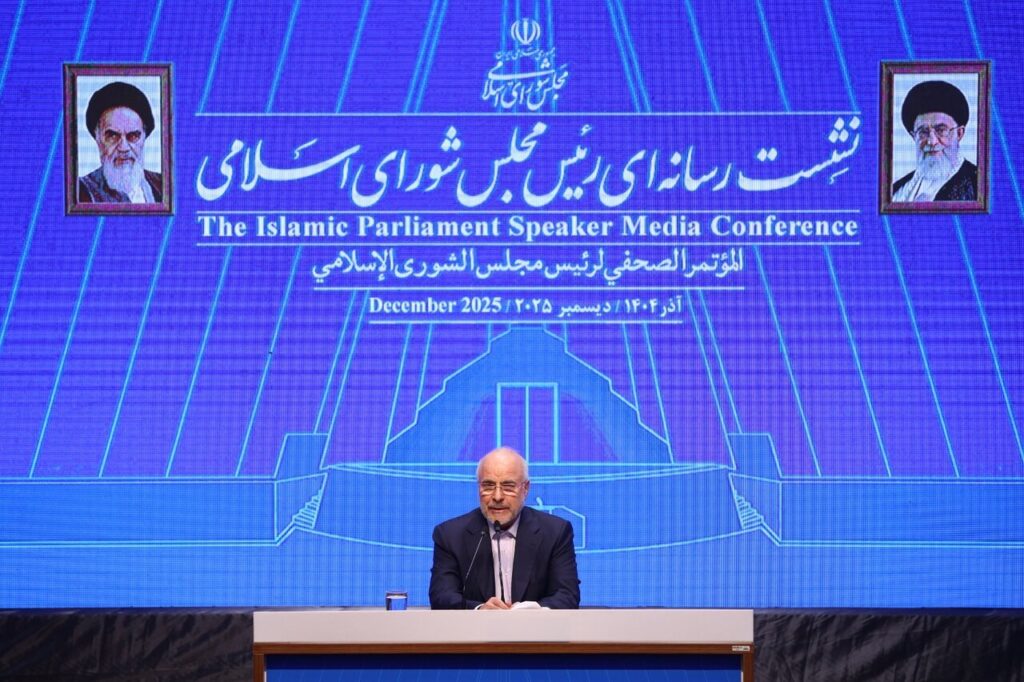 ایستادگی ملت ایران در برابر رژیم صهیونیستی را با رفع مشکلات مردم جبران می‌کنیم