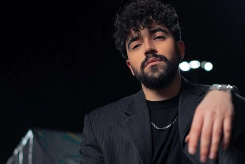 اولین آلبوم رسمی از