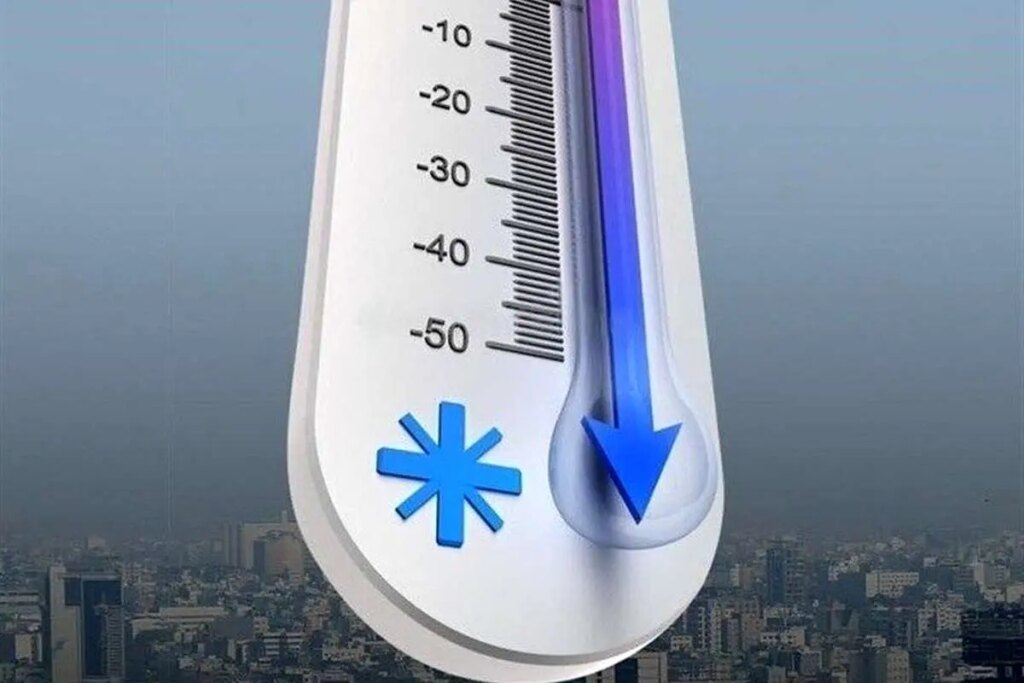 بارش باران و برف در ارتفاعات پایتخت/ هوا سه درجه سرد می شود