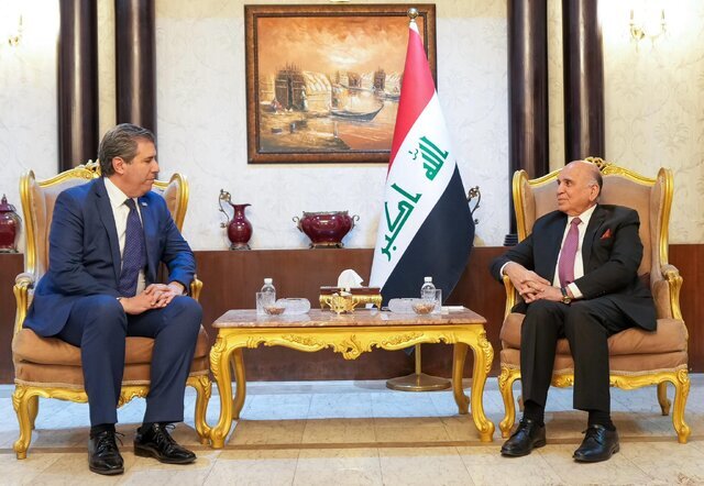 ادعای معاون وزیر خارجه آمریکا در دیدار با وزیر خارجه عراق: گروه‌های مقاومت در عراق را «نایبان ایران» هستند، با آنها مقابله کنید