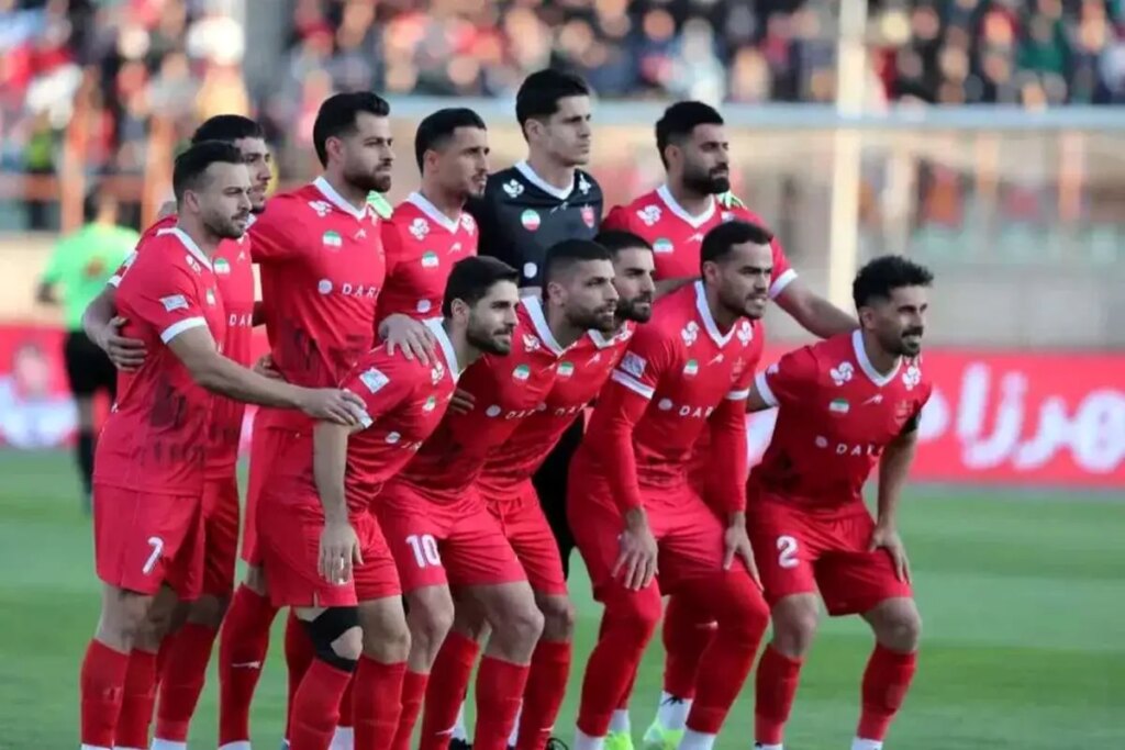 تصاویر; دو صحنه خاطره انگیز از دربی پرسپولیس با گرافیک خاص!