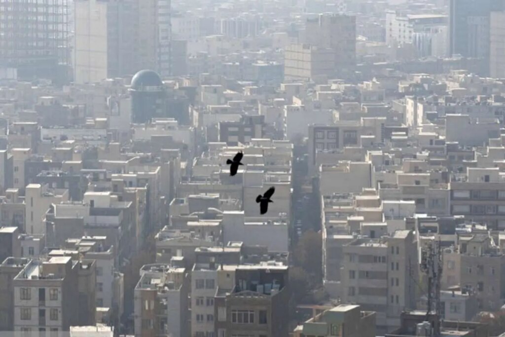 تصاویر; آب و هوای کرج; خشک و آلوده