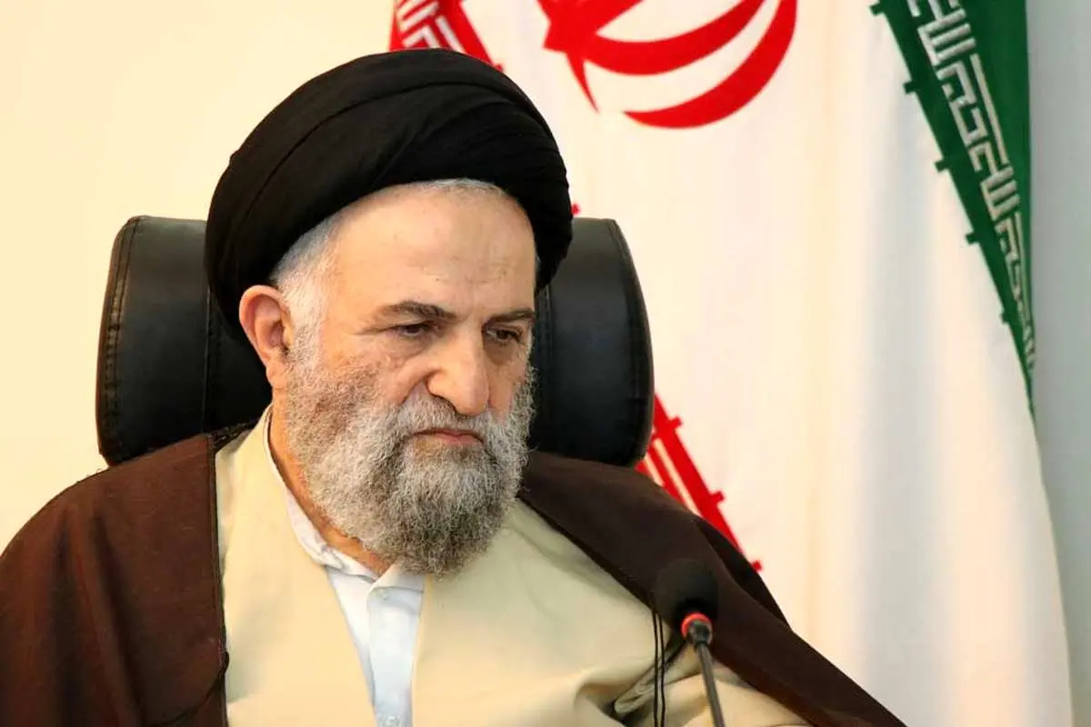 یکی از اعضای جامعه مدرسین: به نظر می رسد برخی توجه ندارند که تحریم ها چگونه کشور را تحت فشار قرار داده است