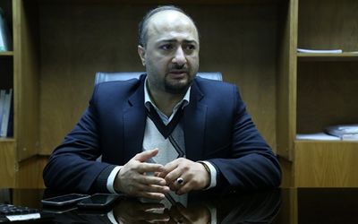 سرزعیم: کاهش تعرفه واردات خودرو ضروری است، بنزین گران شود یا نشود رفاه مردم قربانی خودروسازان نشود