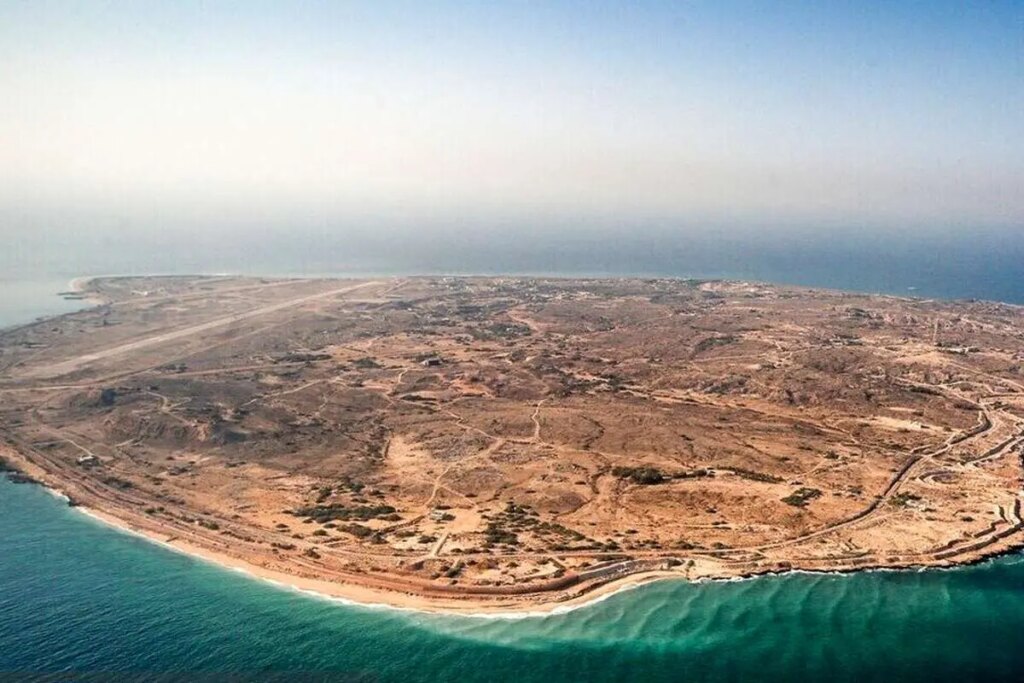 امارات از نظر سیاسی و حقوقی هیچ رابطه ای با جزایر سه گانه ندارد